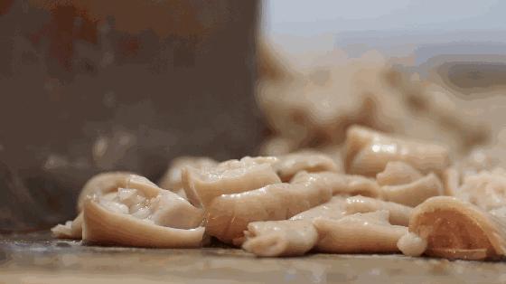 中国早餐第一季的羊瘪粉,你敢吃吗原版视频