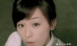 为什么我女朋友的照片头上都是蝴蝶？