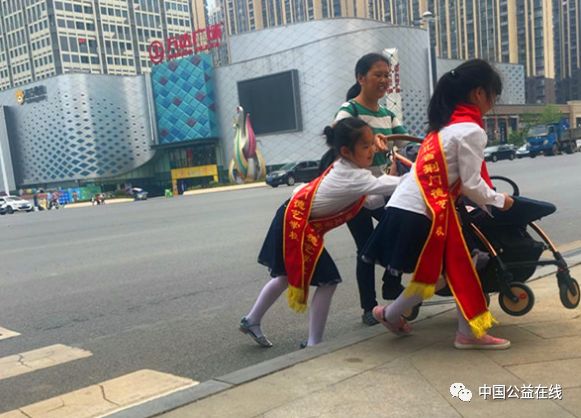 荆门德艺学校碧桂园南校宿舍照片,荆门德艺学校南校碧桂园小学部