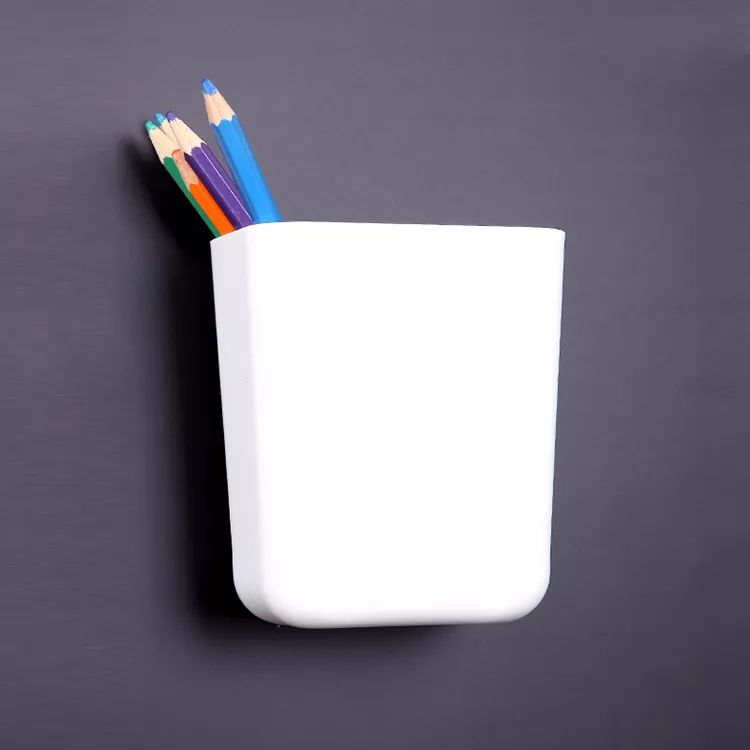 学习区必备|高品质高颜值，高性价比的2平米学习桌，搭配台灯、书包更实惠。