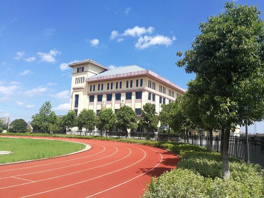 依托名校资源，秉承全面育人的理念，这所低调的学校终于官宣招生了！