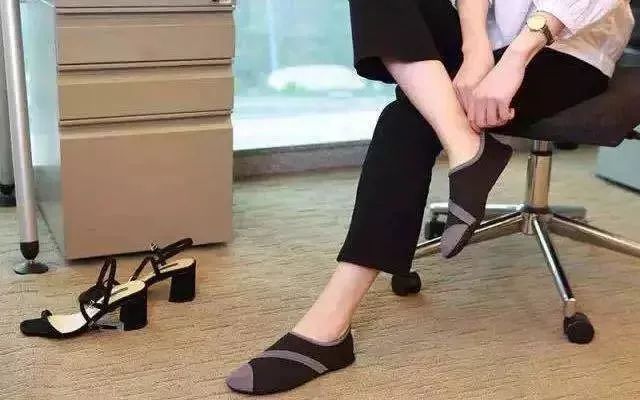 夏季可以陪你上山下海的鞋子,出游必备舒适鞋款轻软不累脚