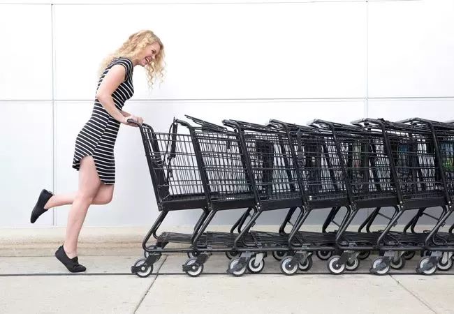 夏季可以陪你上山下海的鞋子,出游必备舒适鞋款轻软不累脚