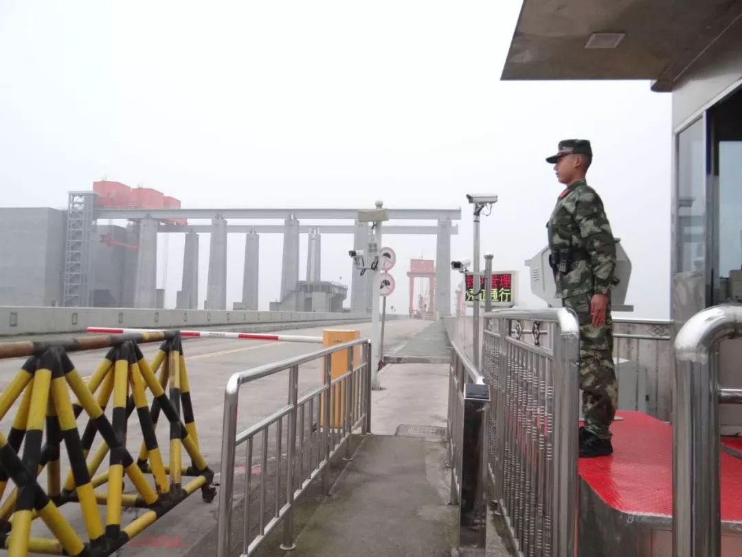 三峡大坝守卫,三峡大坝武警守卫