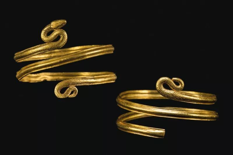 灵蛇系宝格丽,一条蛇宝格丽