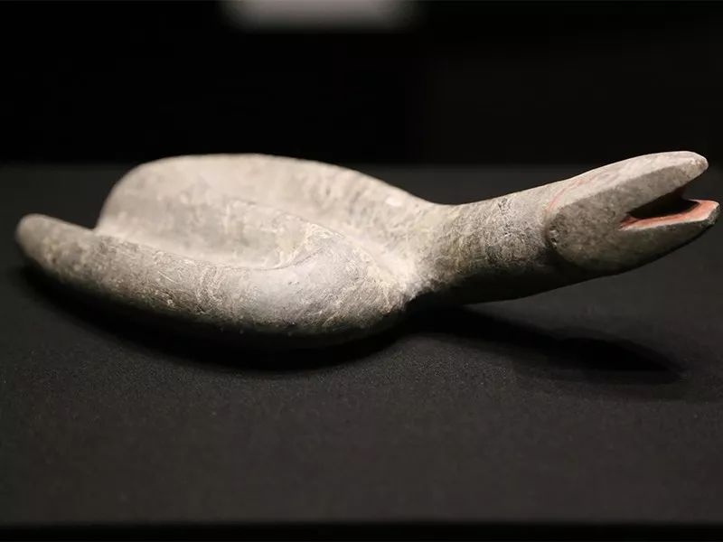 灵蛇系宝格丽,一条蛇宝格丽