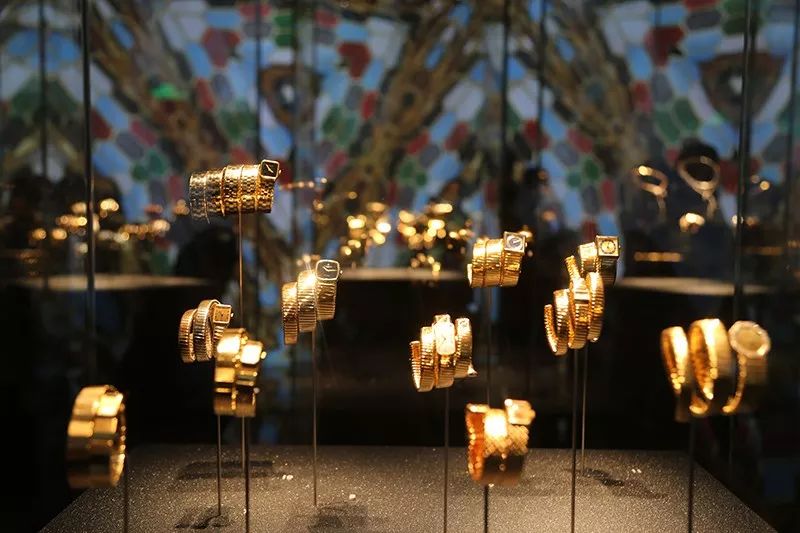 灵蛇系宝格丽,一条蛇宝格丽