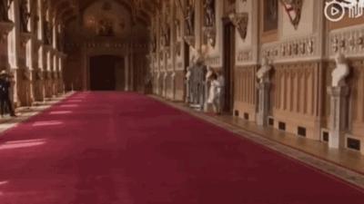 没有一个女人可以笑着走出婚姻,没有一个女人能笑着走出来