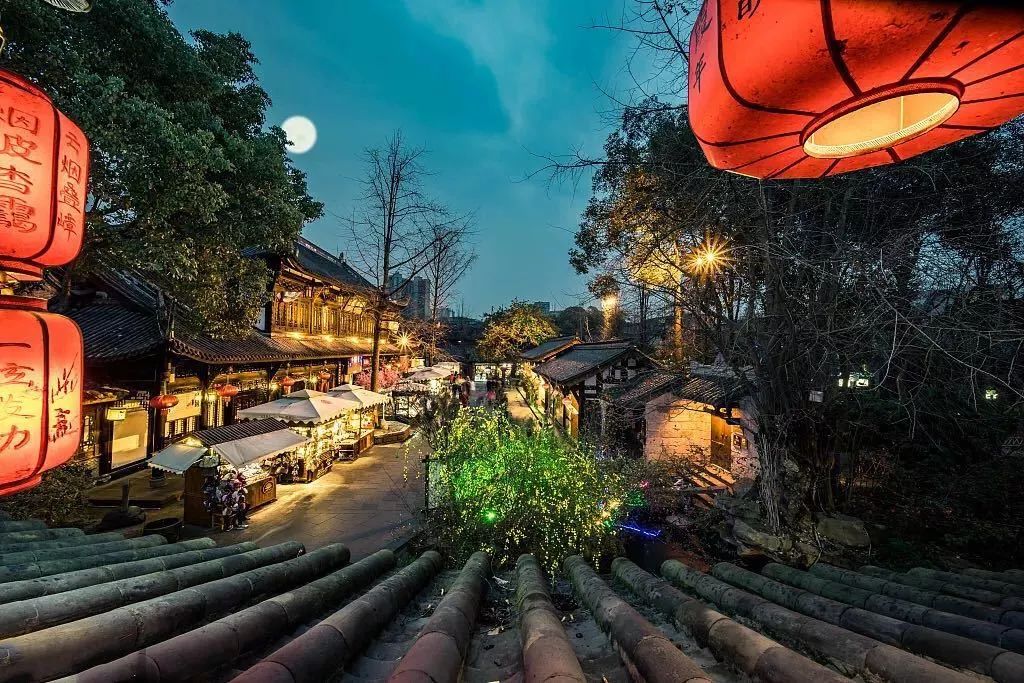 成都有一千种样子,我挑了其中的四种给你