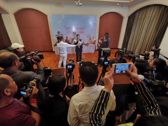 薇娅粉丝狂欢节落幕,薇娅严选获胜