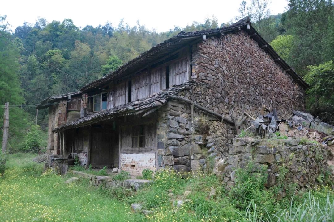 广西百色村民抗疫感动视频,为朴实勇敢的村民点赞