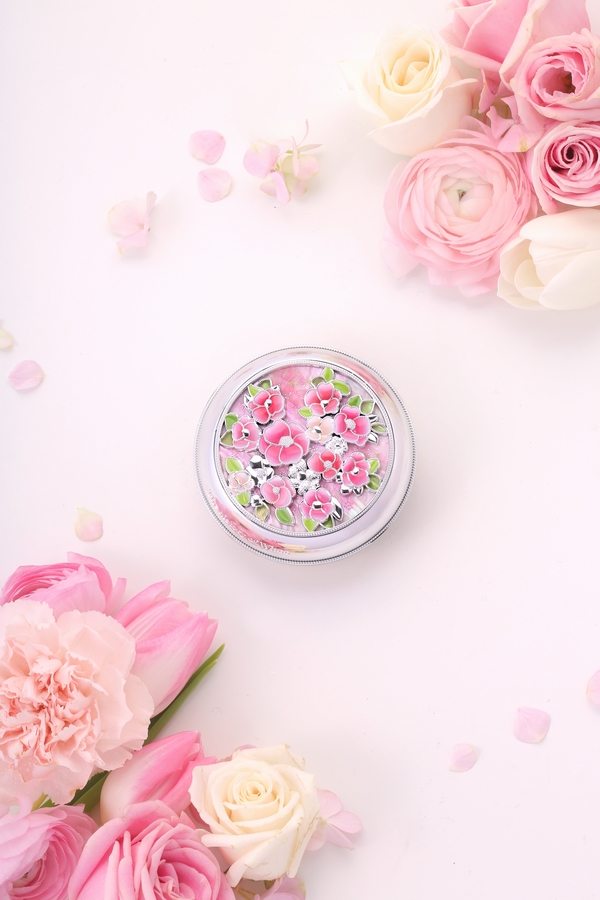 whoo后雪玉凝白幻彩防晒气垫,whoo后金属气垫