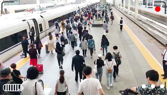 一年卖出1000000+盅汤，国民神店竟然开到南京了！