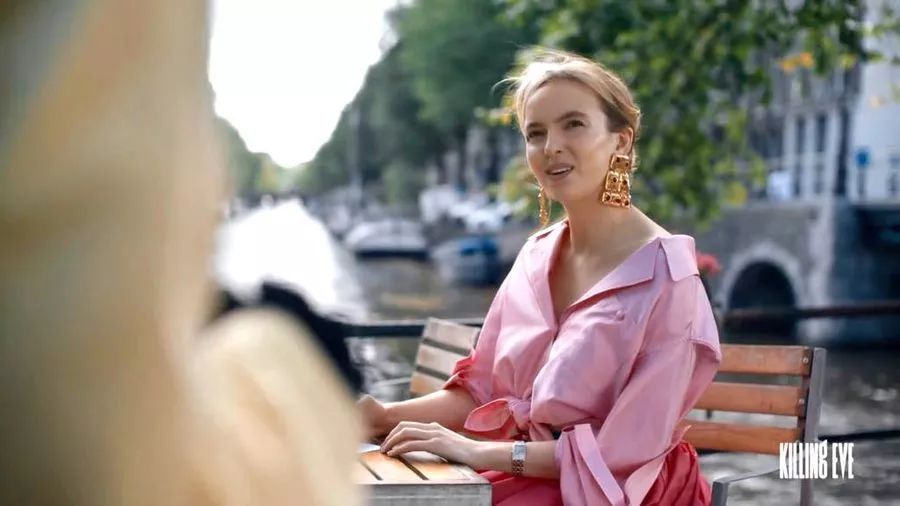 穿最粉的衣服跳最酷的舞,穿最粉的衣服唱最快的rap