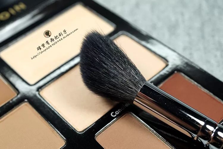 吴昕用什么气垫好用,吴昕粉底液怎么样