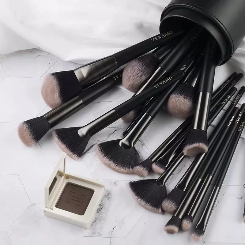 吴昕用什么气垫好用,吴昕粉底液怎么样