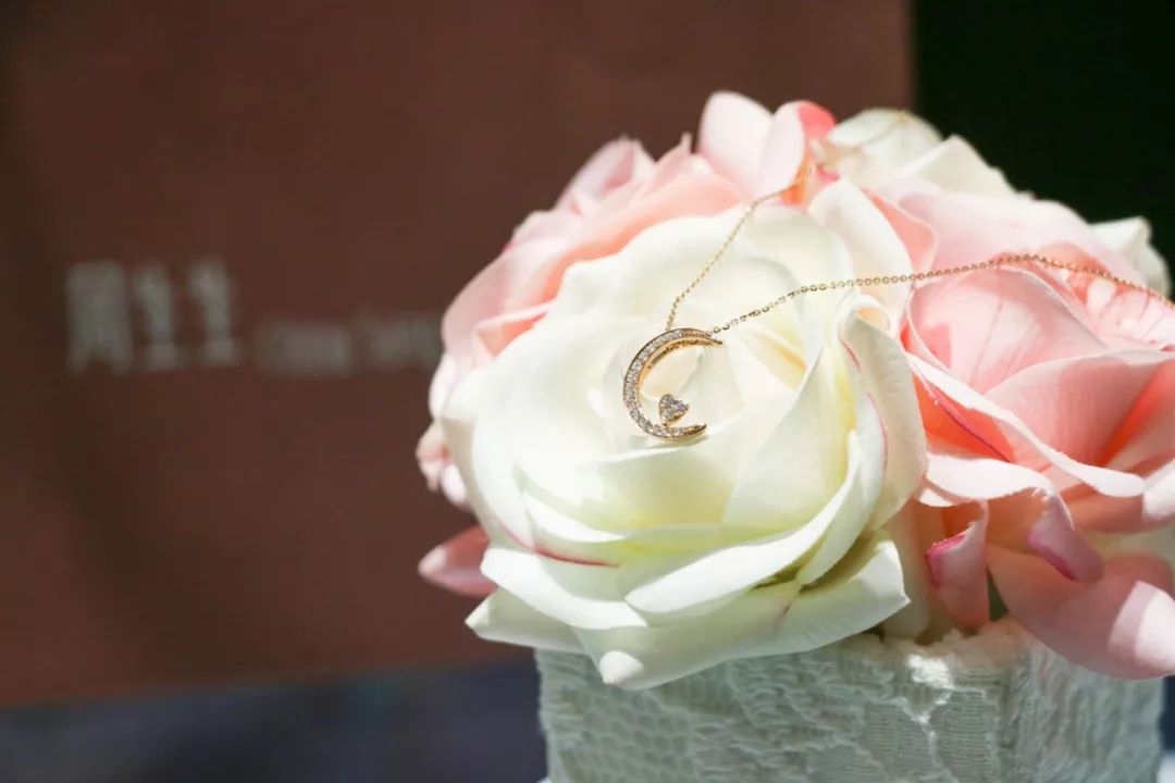 鍝堝皵婊ㄥ晢瀹跺箍鍛婅,鍝堝皵婊ㄦ渶鏈夋墠鐨勫箍鍛婅