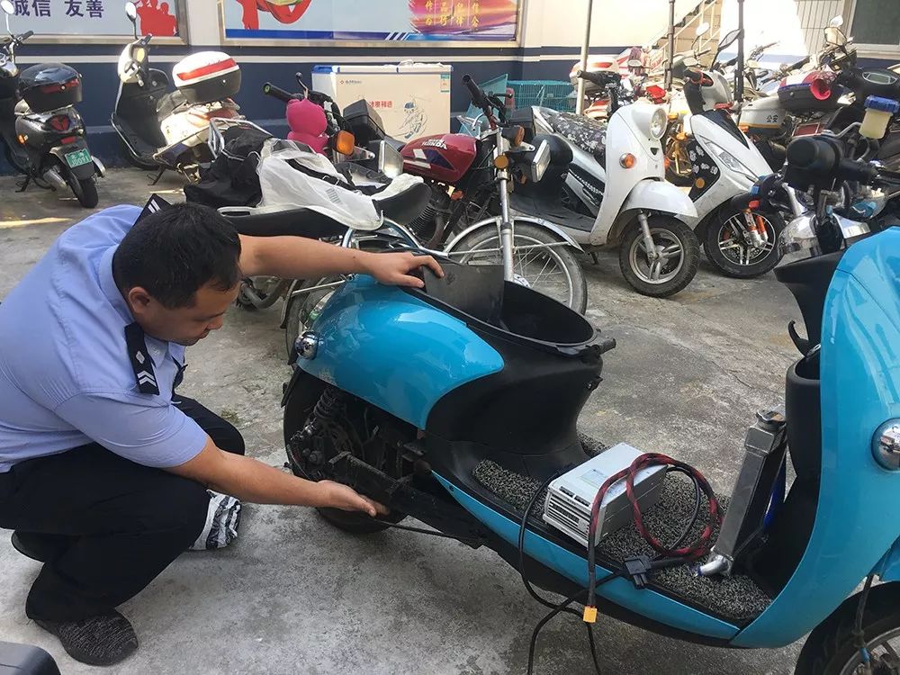 小伙飙车炸街被刑拘,95后小伙飙车炸街被刑拘