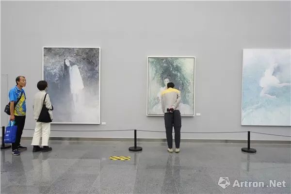 展览|“野原”：一份何多苓献给成都的礼物