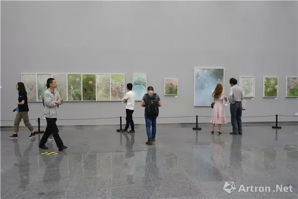 展览|“野原”：一份何多苓献给成都的礼物