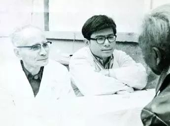 岭南中医世家｜谭烘照：三代怀抱悬壶梦，父子相携成名医