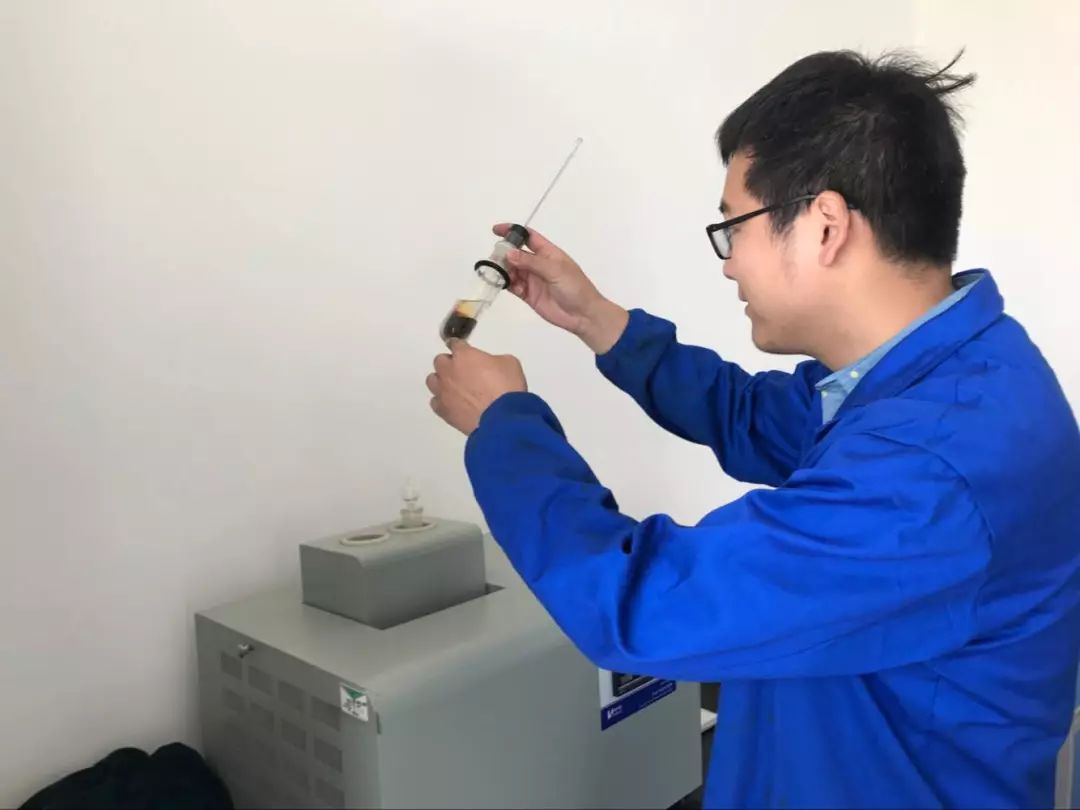 让我们一起聆听青春,让我们共同倾听青年志愿者的故事