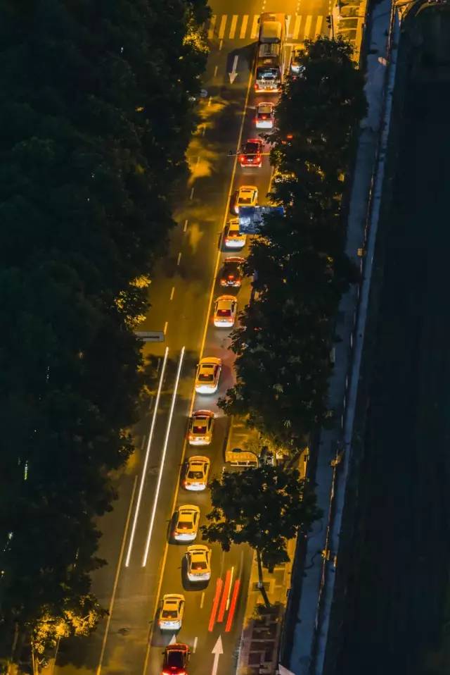 扒一扒抖音上颜值高的帅哥,重庆成都男人对比