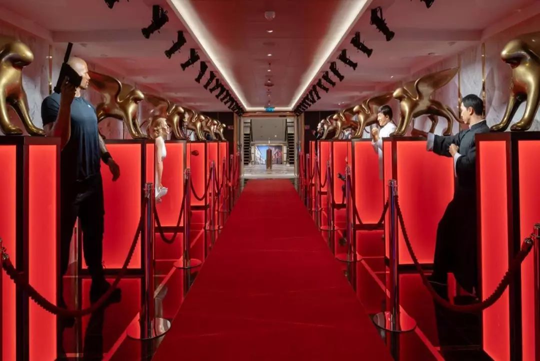 歌诗达邮轮最大最新的威尼斯号，今日在吴淞口国际邮轮港开启中国母港首航！