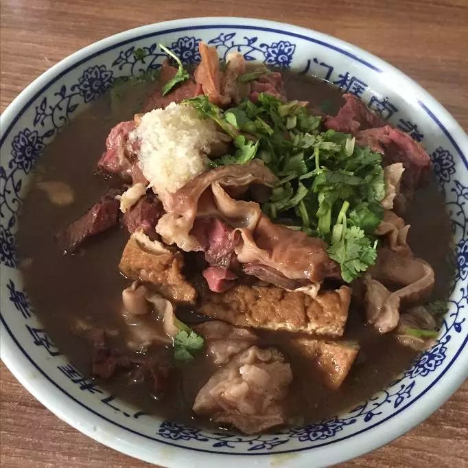 十四座特大城市和七座超大城市,十四座超大城市有哪些