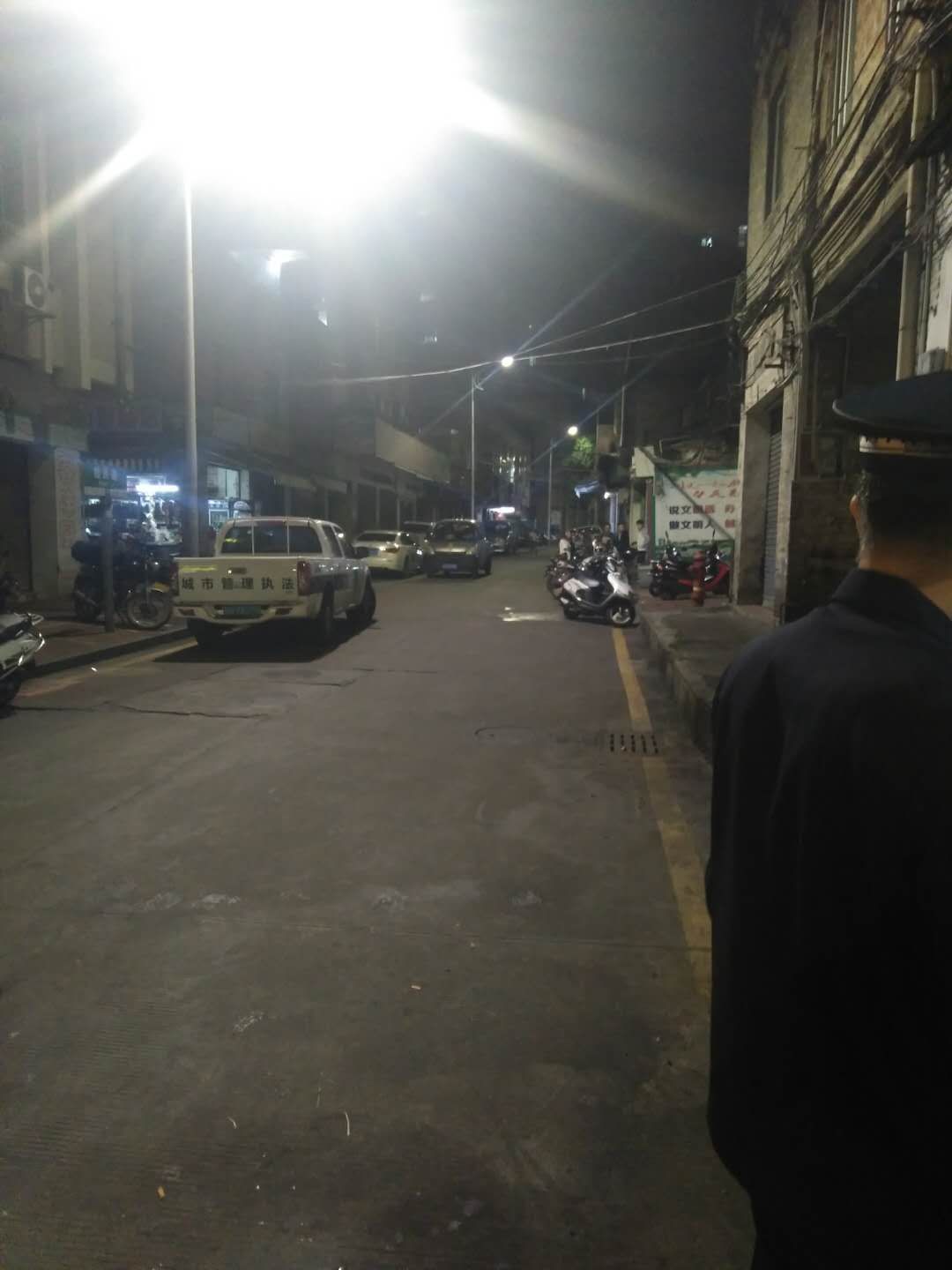 健身房老板跑路被抓了,健身房老板跑路起诉能有什么结果