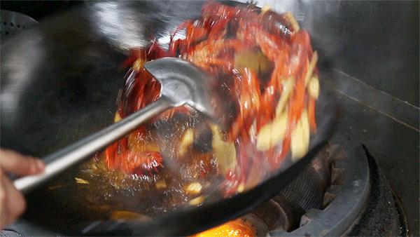 闀挎矙姝ヨ琛楃綉绾㈡墦鍗″湴閰掗,闀挎矙鎾镐覆