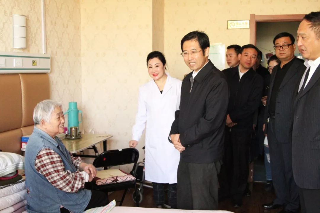 富养家里老人,富养老人