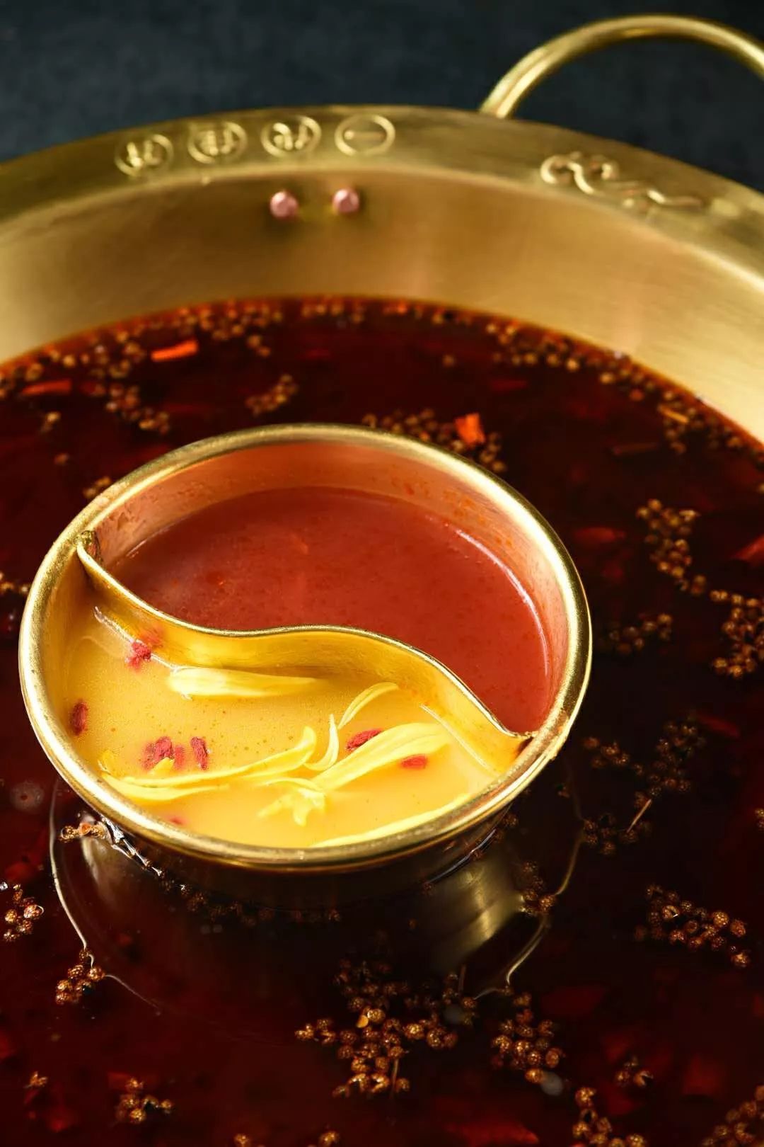 3.8折!!!排队神话《哥老官》6月6日正式亮相苏州中心,我要排在第一位