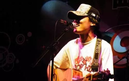 叉腰吧高新！这次你真的牛坏了！