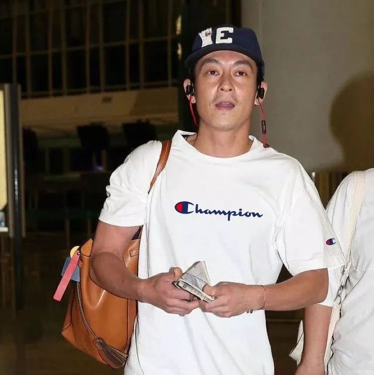 champion经典长袖t恤搭配,champion2019t恤夏季