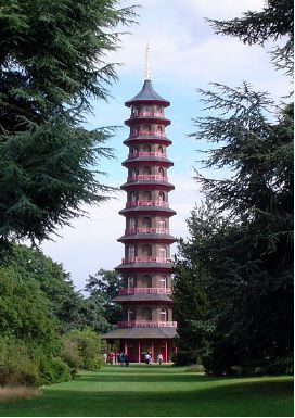 小满丨一花一世界，一园亦交融