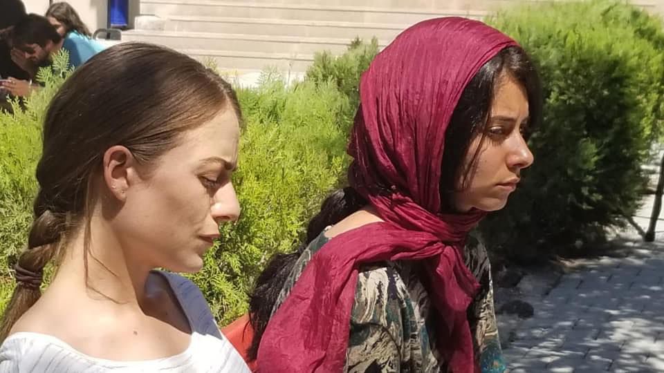 变形金刚4客串女主角,变形金刚4男主20岁女主17岁