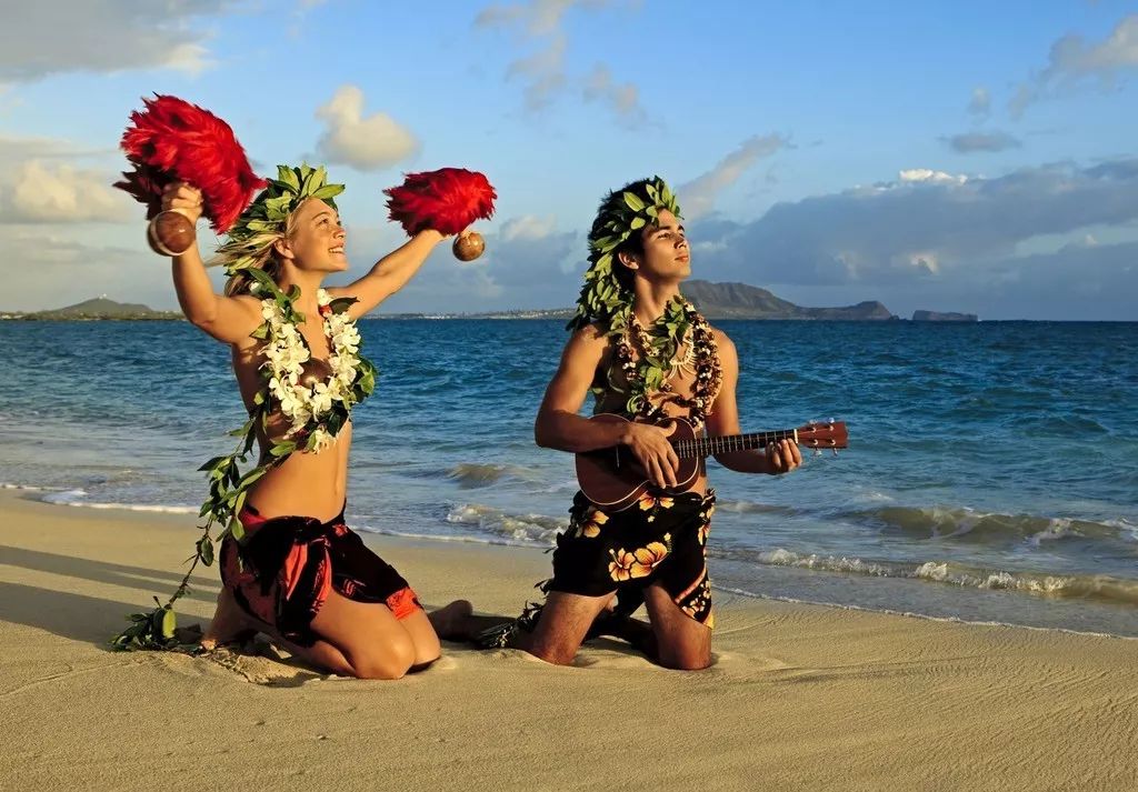 邮轮旅行更多的是以船上体验为主,国际邮轮旅行者绝佳海岸之旅