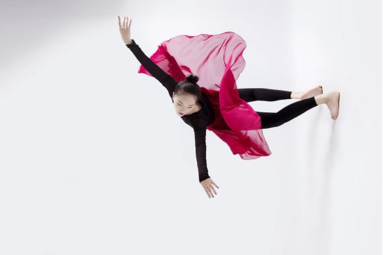 “聋子”般的舞者，我佩服“聋子”佳丽！