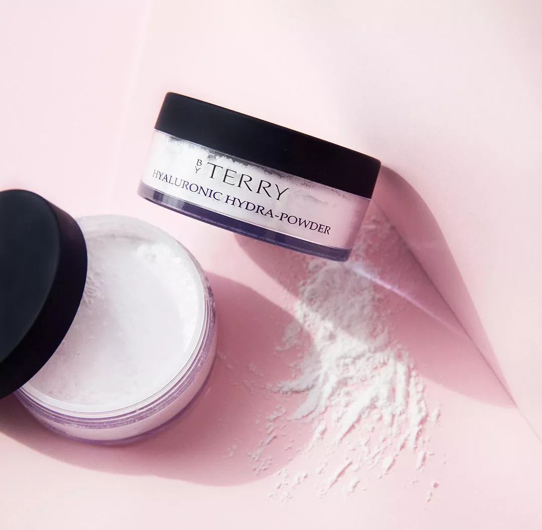 定妆散粉根本用不完,用不完的亮晶晶散粉