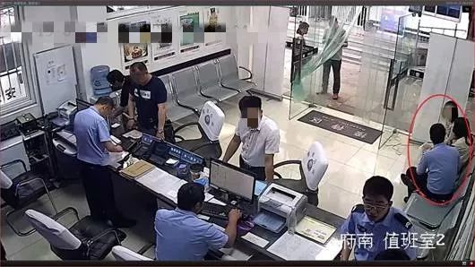 【警察故事】叛逆“花朵”与暖心“奶爸”