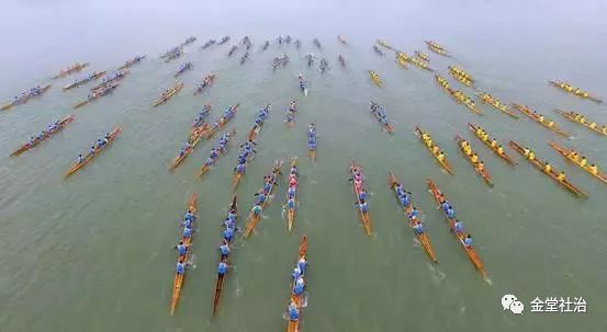 街道龙舟赛视频,龙舟嘉年华集市