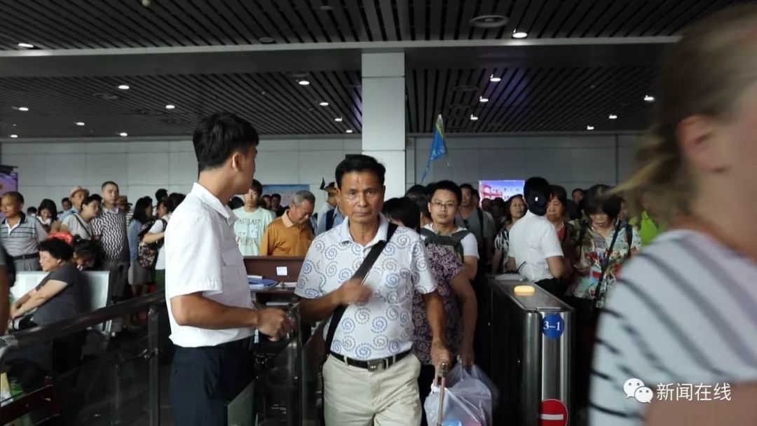 12306候补购票快还是抢票软件快 (12306候补购票抢票软件还能用吗)