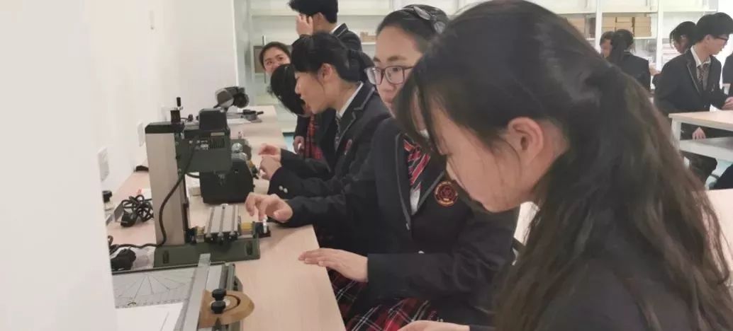 上海市宝山中学靠近复旦大学,宝山区与复旦共建学校