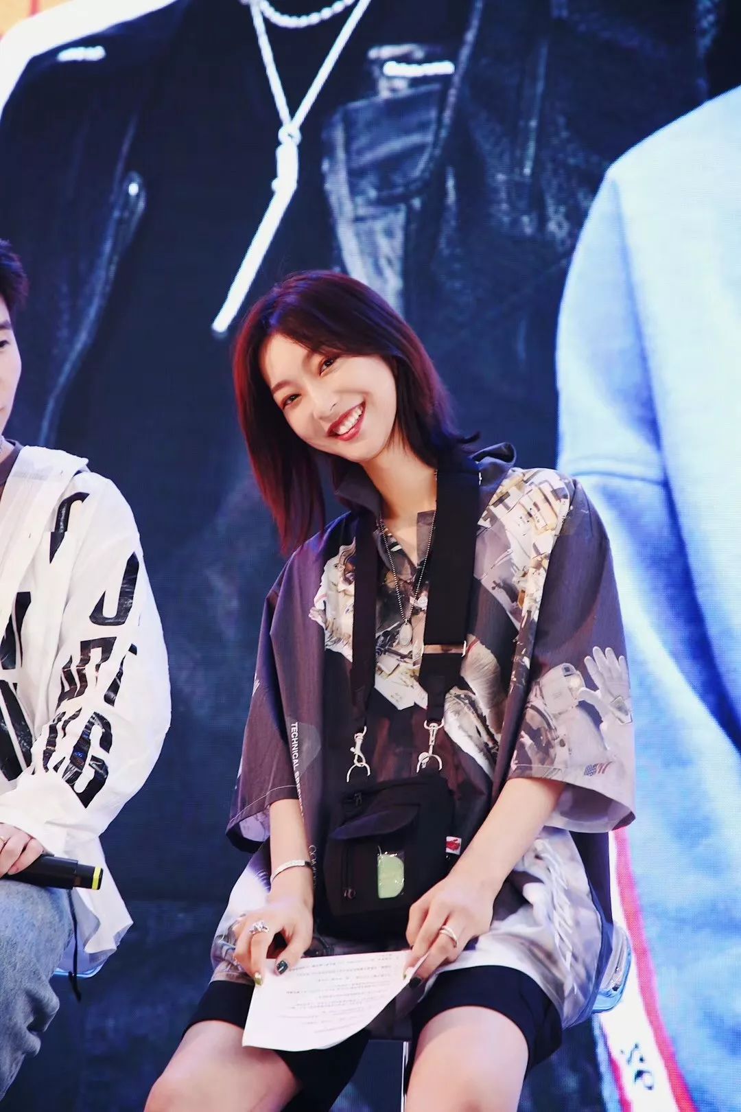 骨灰级球鞋玩家们的鞋，可以在上海买几套房？