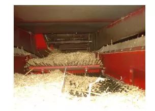 水稻小麦收割机自走式,小麦收割机维修教学