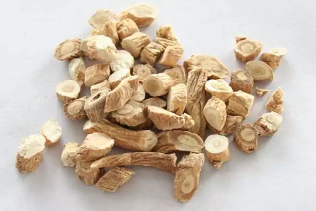 感冒了咳嗽能不能喝板蓝根中药,感冒咳嗽有痰吃板蓝根有效吗