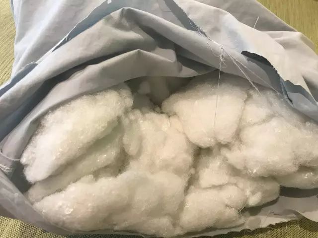 丹麦皇家乳胶枕头,丹麦珊瑚绒枕头