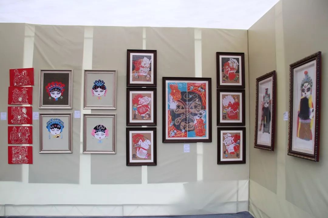 围观！郫都十万学子两千余件作品献礼祖国华诞！