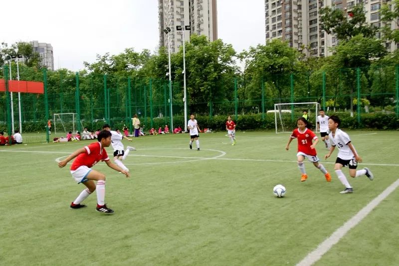 追风少女足球挑战赛,硚口区校园足球联赛2024